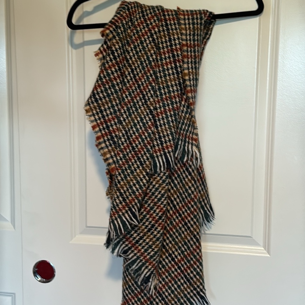 HOUNDSTOOTH SCARF - Picture 7 of 10